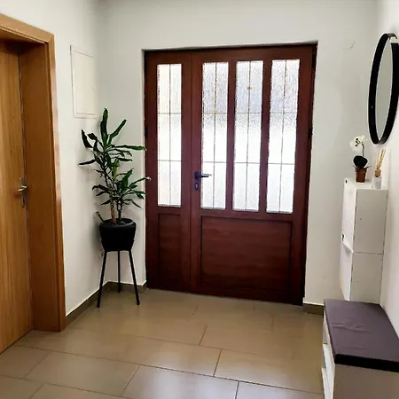 Ena Apartmán