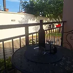 דירה Ena