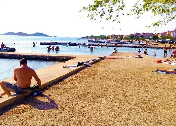 Ena Turanj